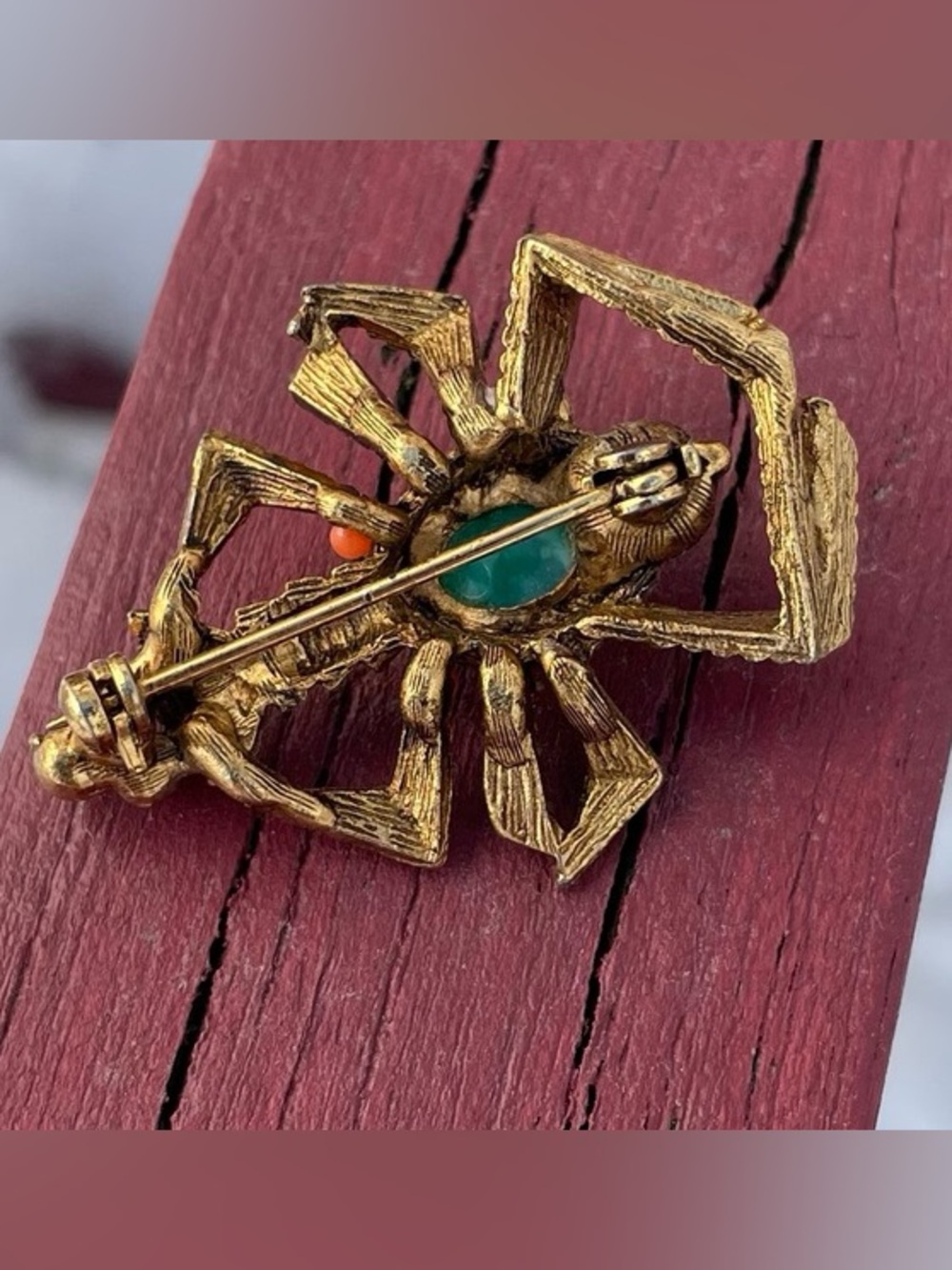 Vintage 1950s Egypt Scarab Beetle Etched Gold Brooch Pearl Stone Gem Lobster Pin - Picture 3 of 10